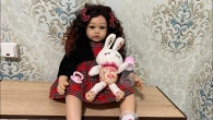 Нова помічниця для демонстрування прикрасReborn Doll