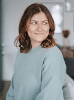 Анна Савас