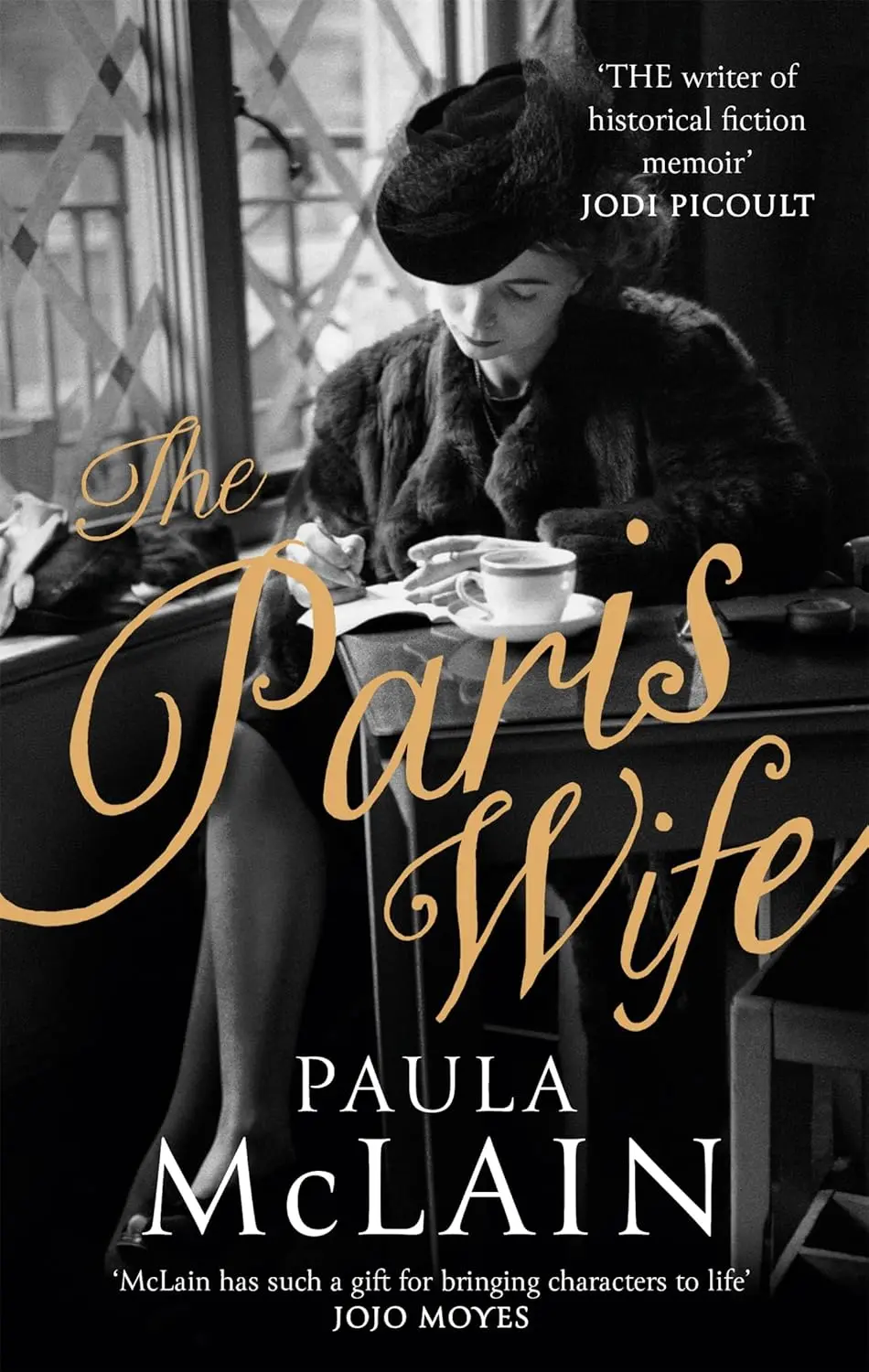 Обкладинка "The Paris Wife"