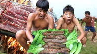 Cooking Beef Grill on the Rock - Eating Delicious