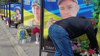 ЧОМУСЬ НЕ ТЯГНЕ НА АЛЕЮ..