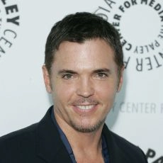 Nicholas Lea