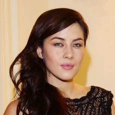 Mylène Jampanoï