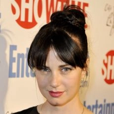 Mia Kirshner