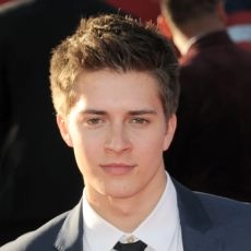 Billy Unger