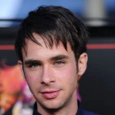 Scott Mechlowicz