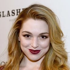 Jennifer Stone