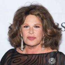 Lainie Kazan