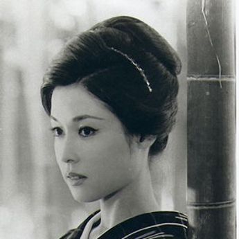 Mariko Okada