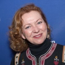 Julie White