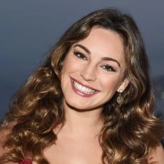 Kelly Brook