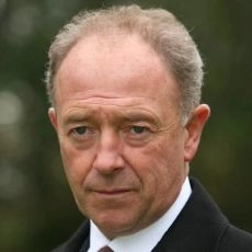 Michael Kitchen
