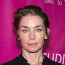 Julianne Nicholson