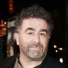 Saul Rubinek
