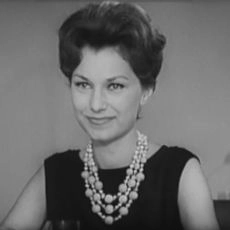 Christine Laszar