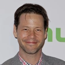 Ike Barinholtz