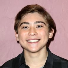 Raymond Ochoa