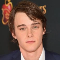 Mitchell Hope