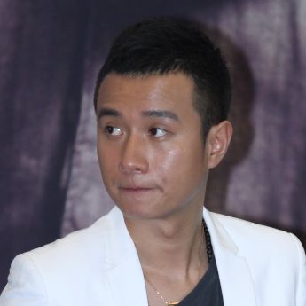 Wen Zhang