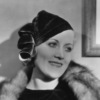 Phyllis Clare