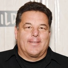 Steve Schirripa
