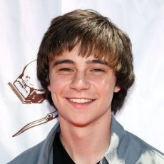 Logan Manus