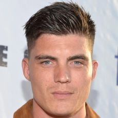 Zane Holtz