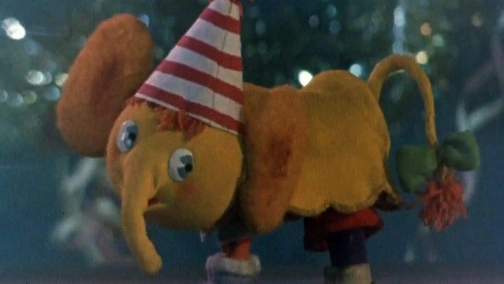 Желтый слон