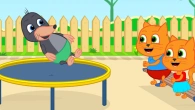 Cats Family in English - Trampoline Tricks Cartoon for Kids